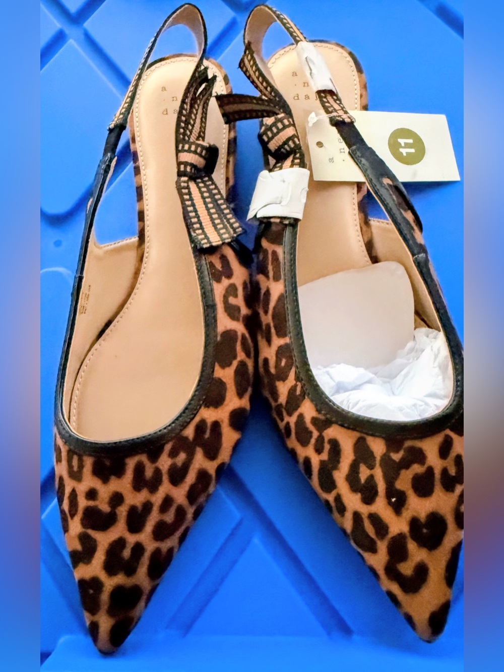 Leopard Print Pointed Slingback Flats - Brown. Size 11🫶